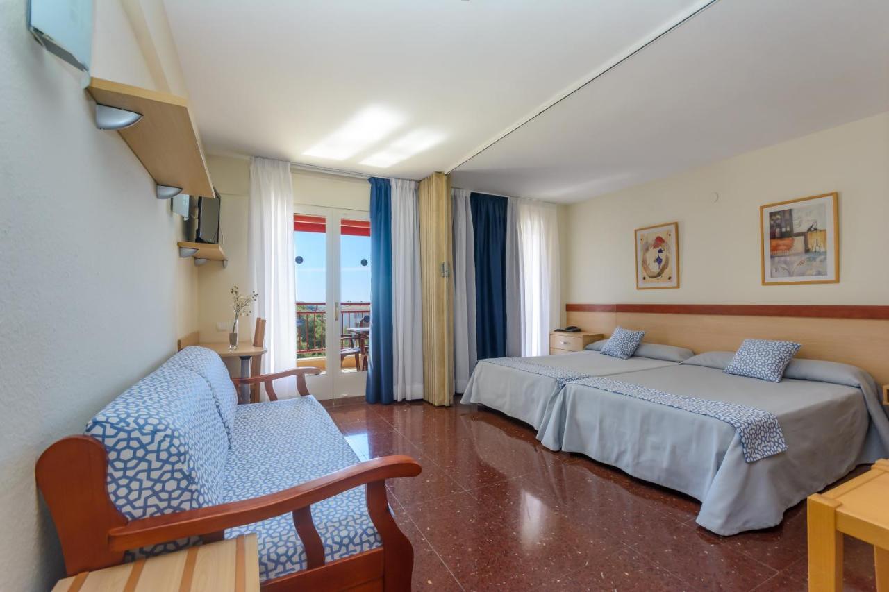 Beach Family Apartments Салоу Екстер'єр фото