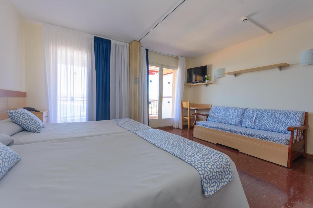 Beach Family Apartments Салоу Екстер'єр фото